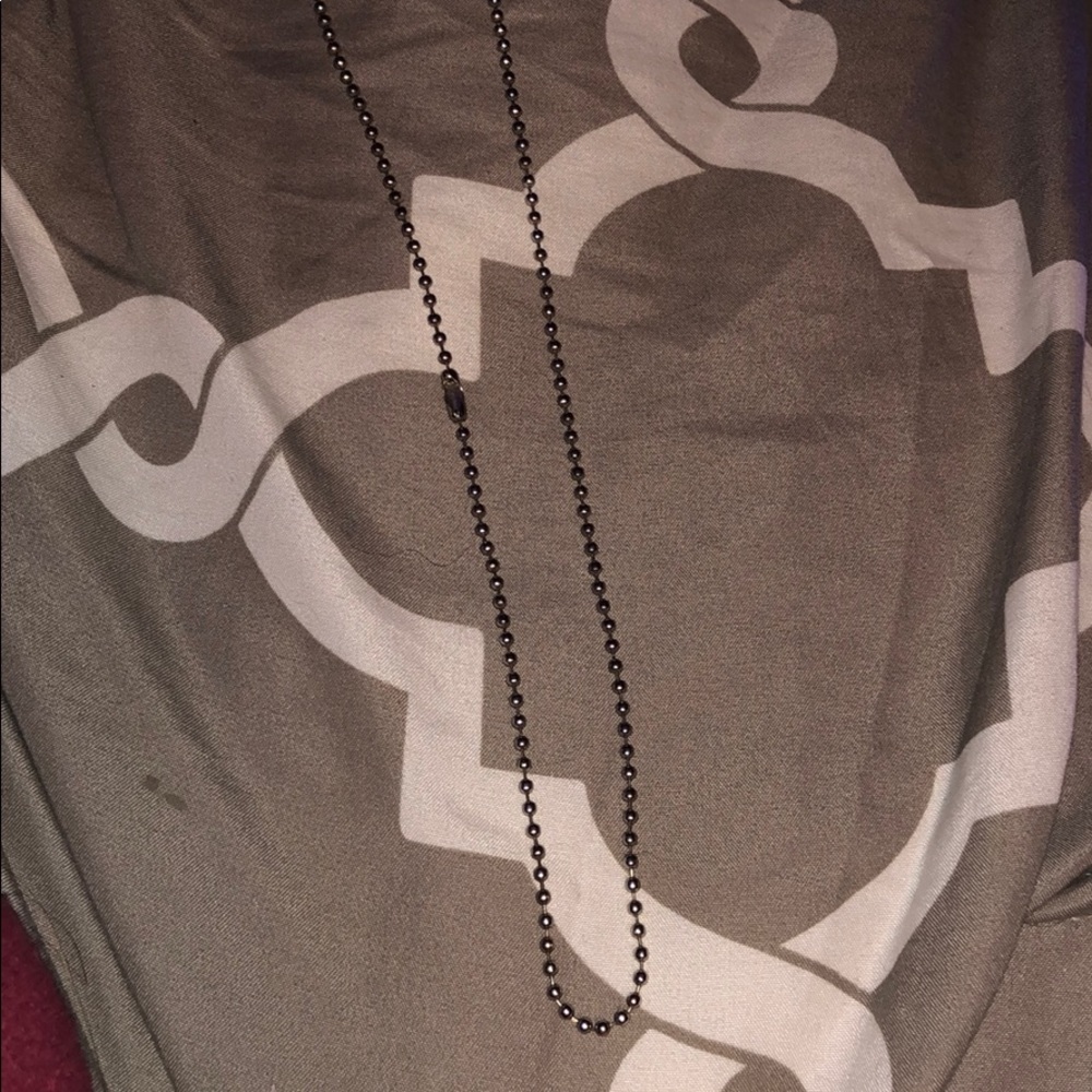 Plain chain necklace
